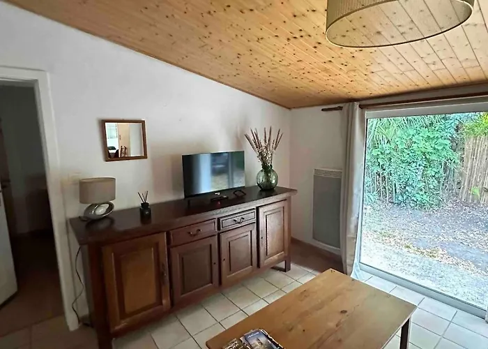 Maison Calme Et Agreable Proche De La בית נופש